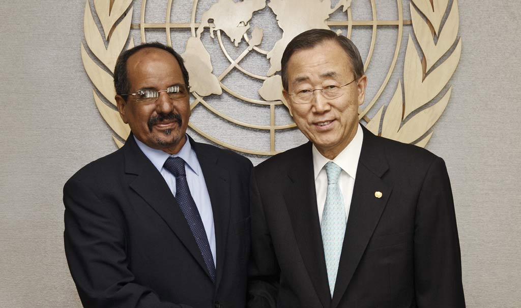 Secretario General Ban Ki-moon (derecha) con Mohamed Abdelaziz, Secretario General del Frente Polisario. UN Photo / Eskinder Debebe